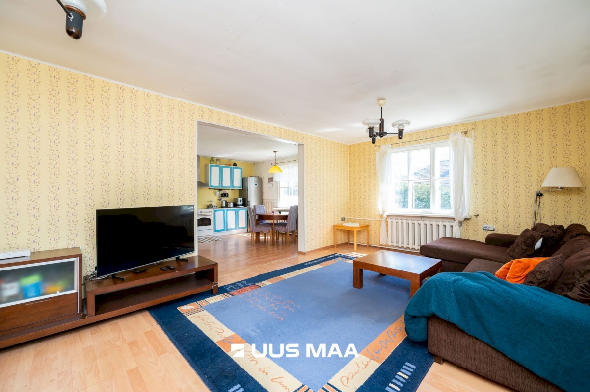 Viimsi vald, Leppneeme küla, Roosimetsa tee