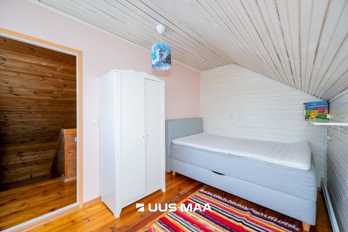 Viimsi vald, Leppneeme küla, Roosimetsa tee