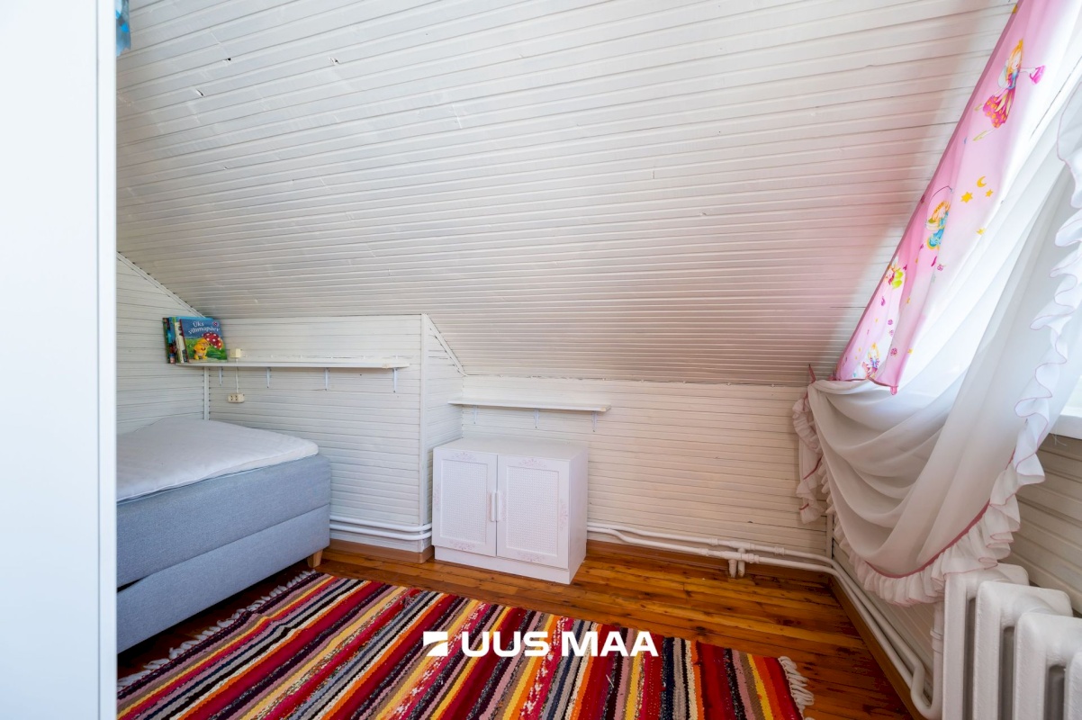 Viimsi vald, Leppneeme küla, Roosimetsa tee