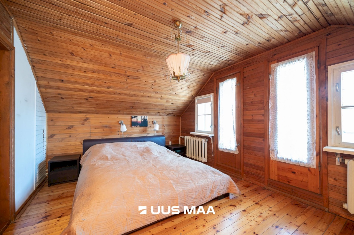 Viimsi vald, Leppneeme küla, Roosimetsa tee