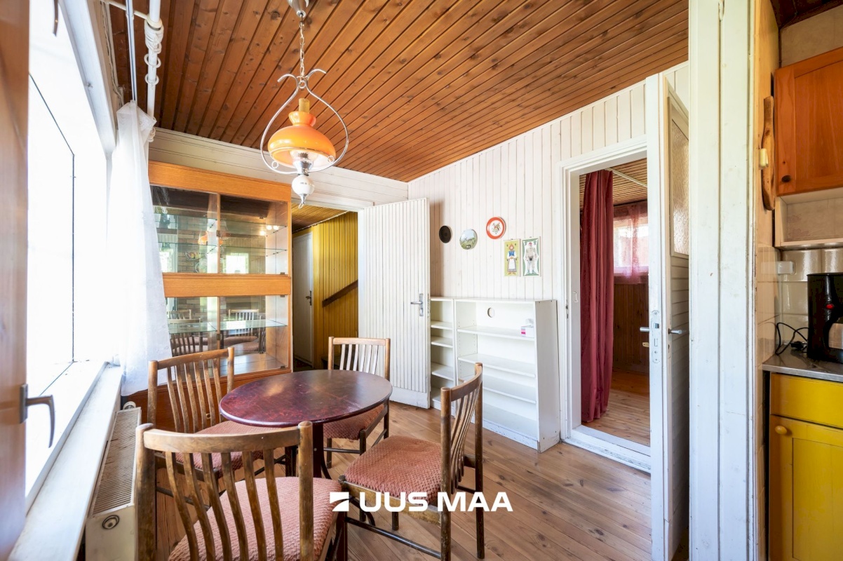 Viimsi vald, Leppneeme küla, Roosimetsa tee