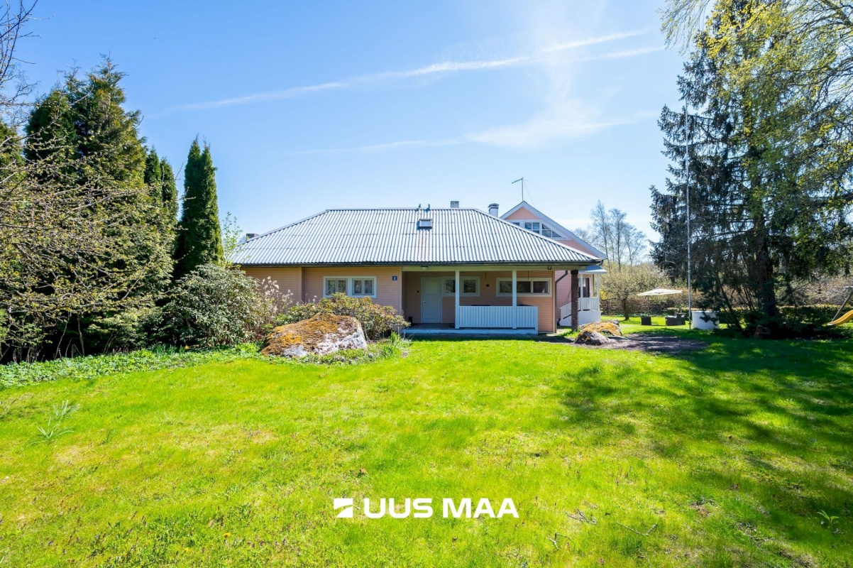 Viimsi vald, Leppneeme küla, Roosimetsa tee