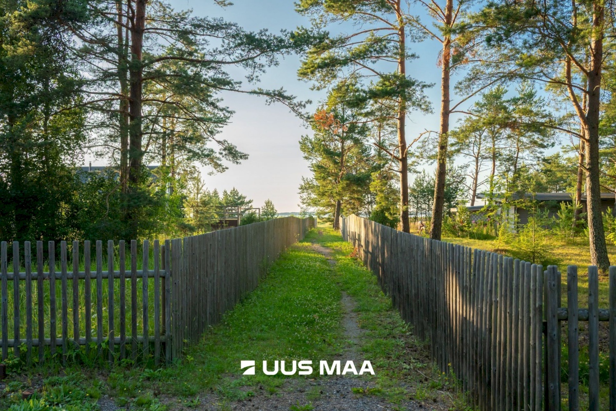 Lääne-Harju vald, Kloogaranna küla, Kämpinguranna tee 1