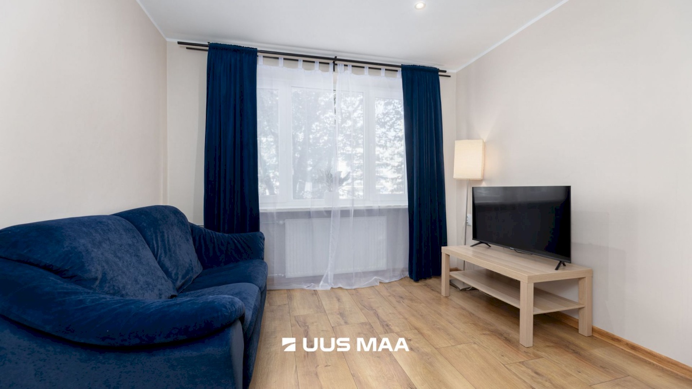 Tallinn, Kesklinna linnaosa, Uus Maailm, Pärnu mnt 76