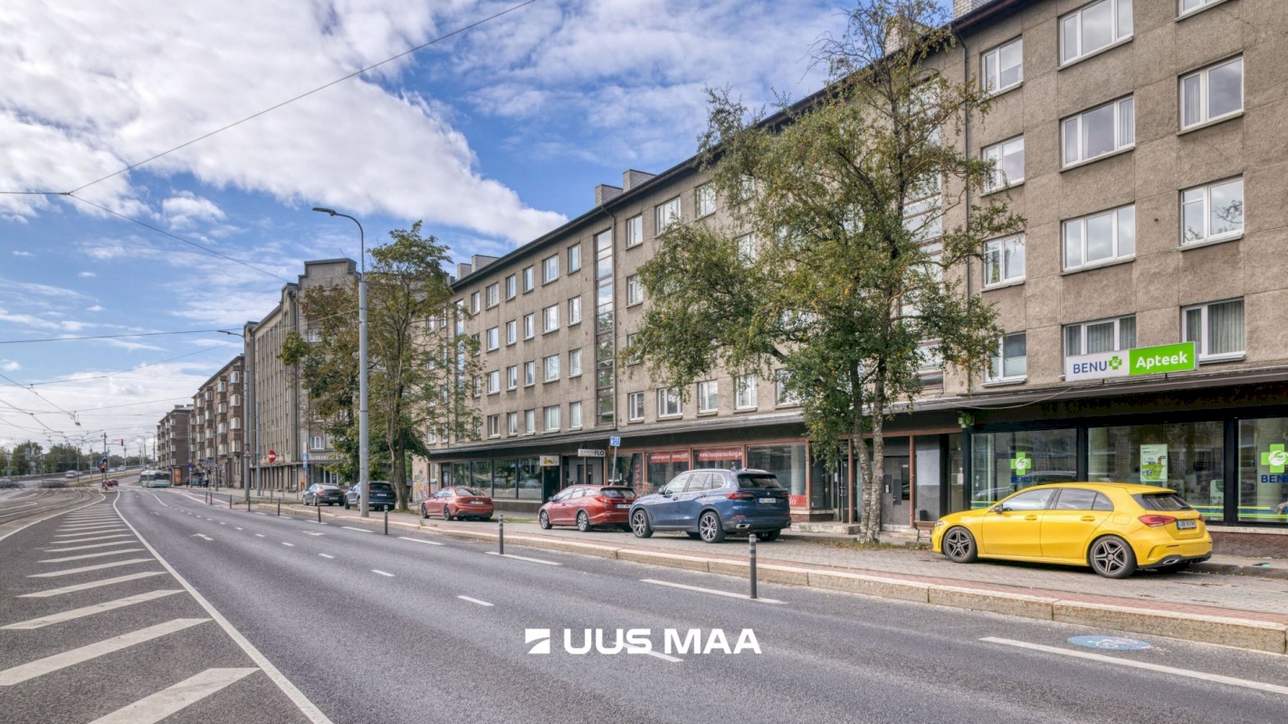 Tallinn, Kesklinna linnaosa, Uus Maailm, Pärnu mnt 76