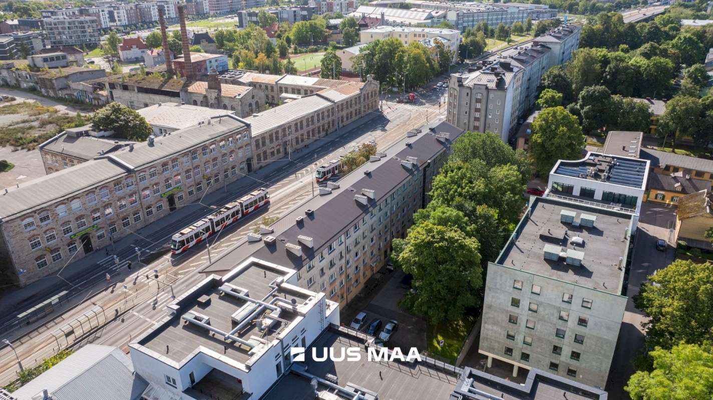 Tallinn, Kesklinna linnaosa, Uus Maailm, Pärnu mnt 76