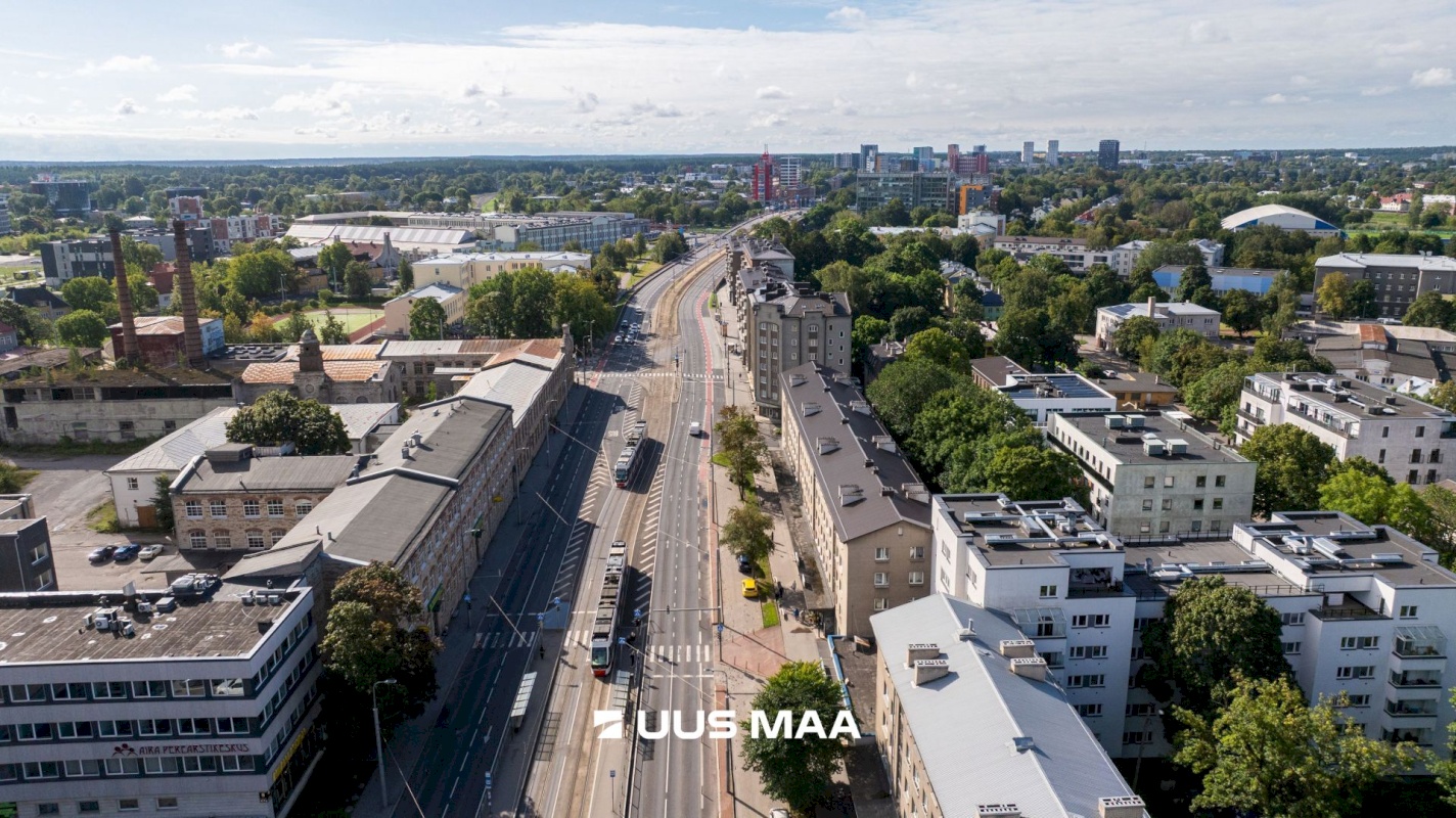 Tallinn, Kesklinna linnaosa, Uus Maailm, Pärnu mnt 76