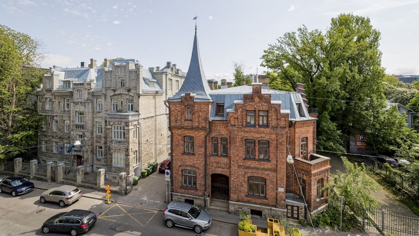 Tallinn, Kesklinna linnaosa, Pärnu mnt 27
