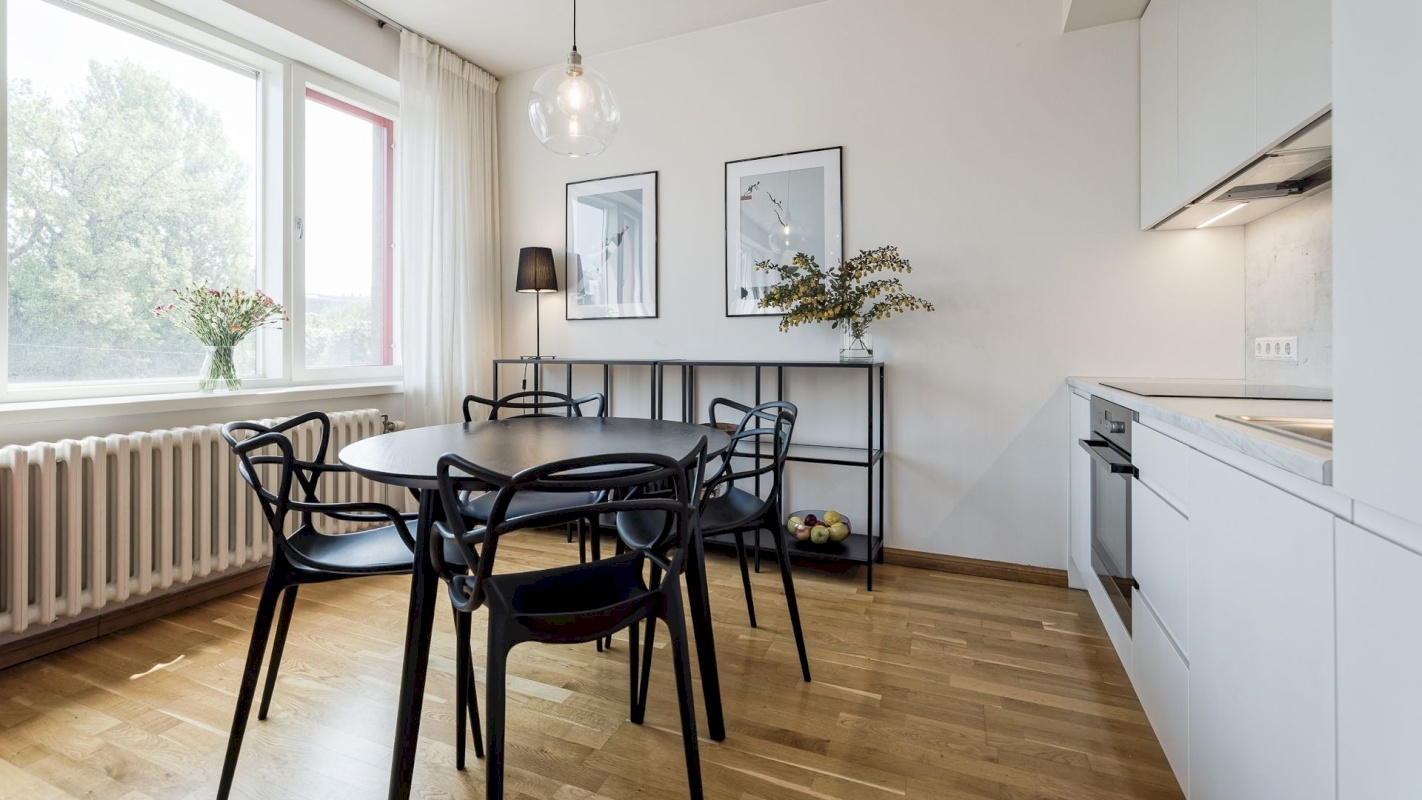 Tallinn, Kesklinna linnaosa, Pärnu mnt 27