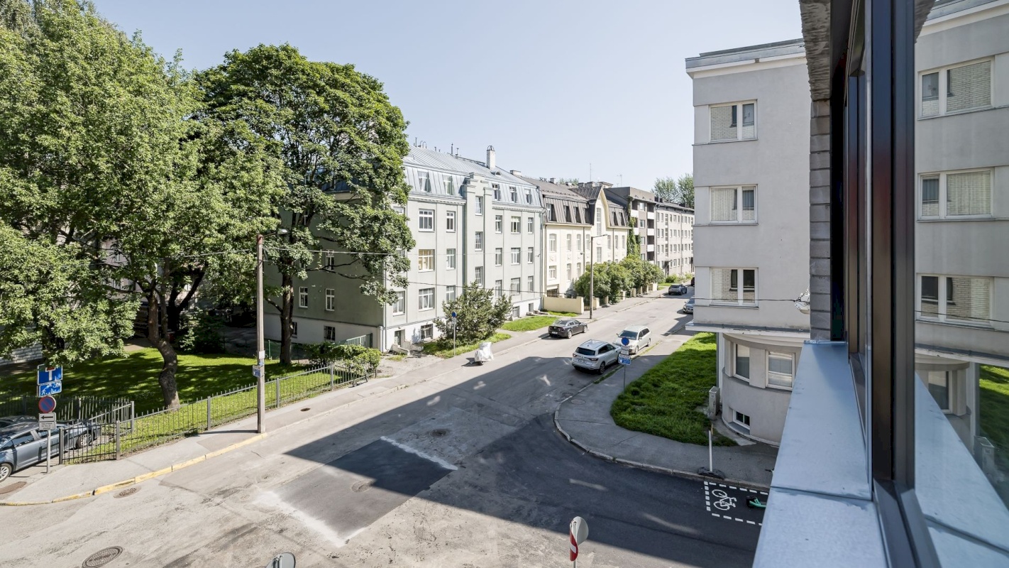 Tallinn, Kesklinna linnaosa, Kadriorg, Tina 21a