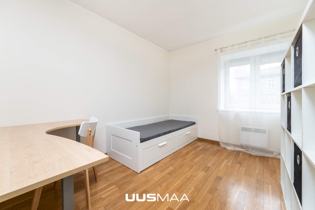 Tallinn, Kristiine linnaosa, Keemia 11