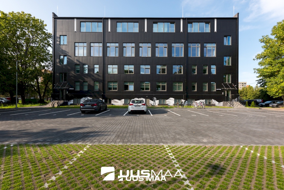 Tallinn, Mustamäe linnaosa, Ehitajate tee 60