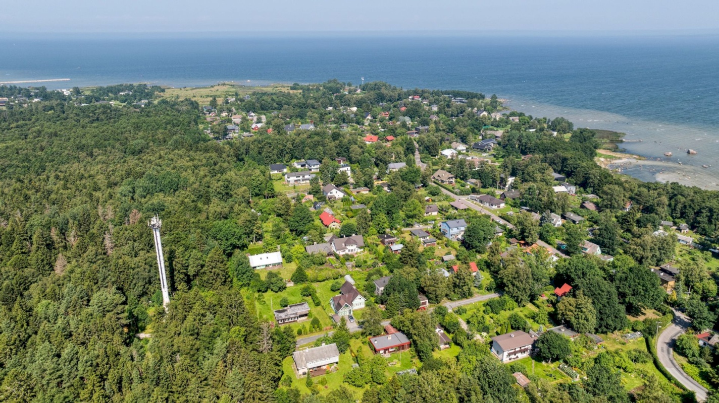Viimsi vald, Leppneeme küla, Piirikivi tee 13