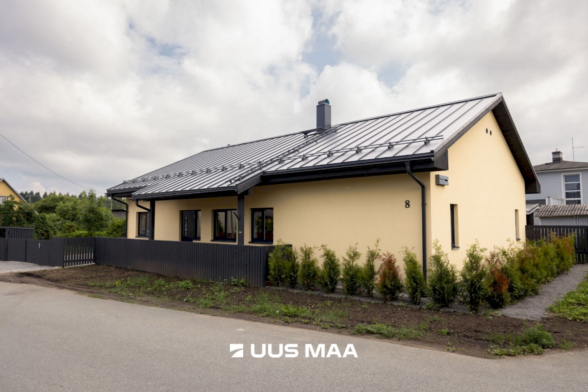 Rakvere linn, Mäe tn. 8