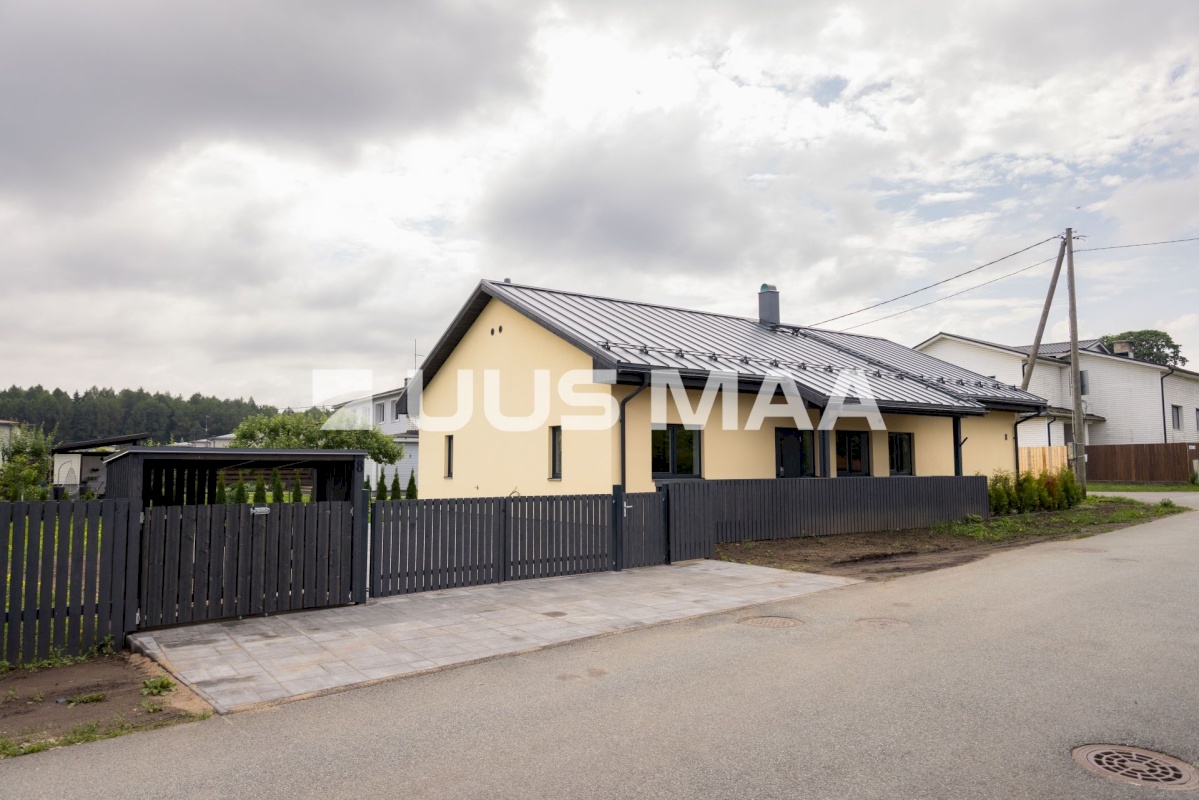 Rakvere linn, Mäe tn. 8