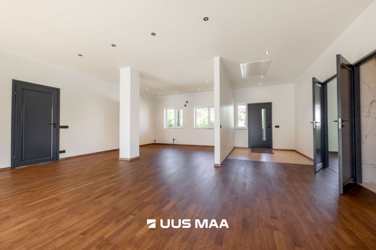 Rakvere linn, Mäe tn. 8