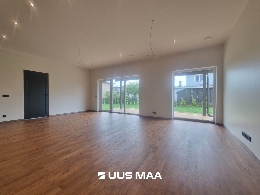 Rakvere linn, Mäe tn. 8