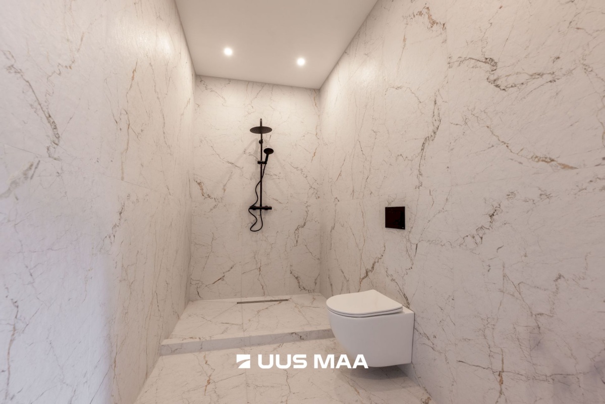 Rakvere linn, Mäe tn. 8