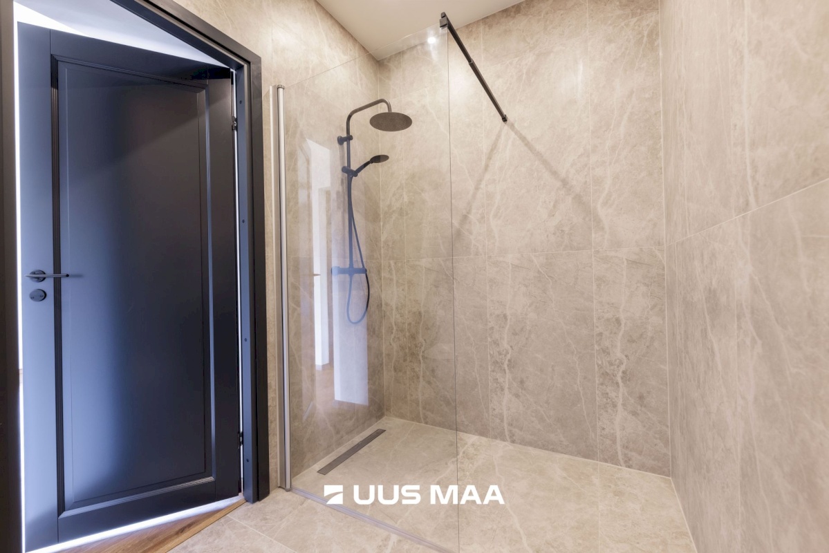 Rakvere linn, Mäe tn. 8