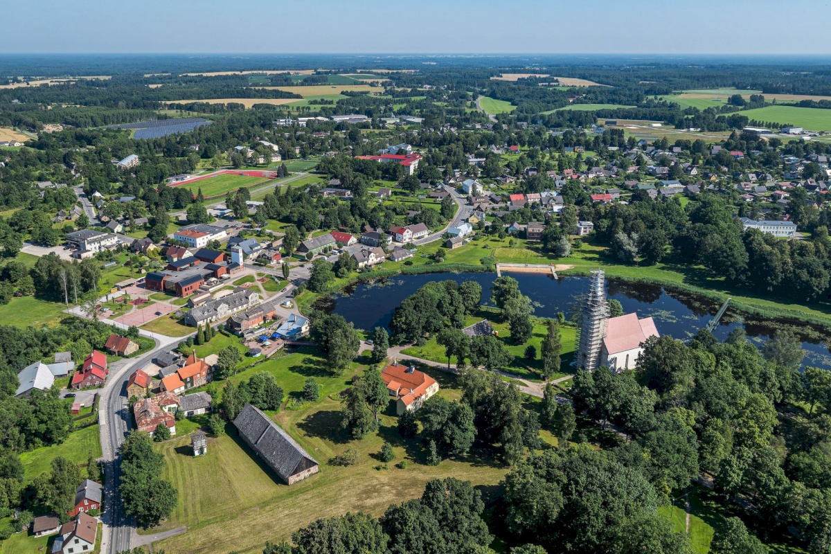 Põhja-Sakala vald, Suure-Jaani linn, J. Köleri tn 21a