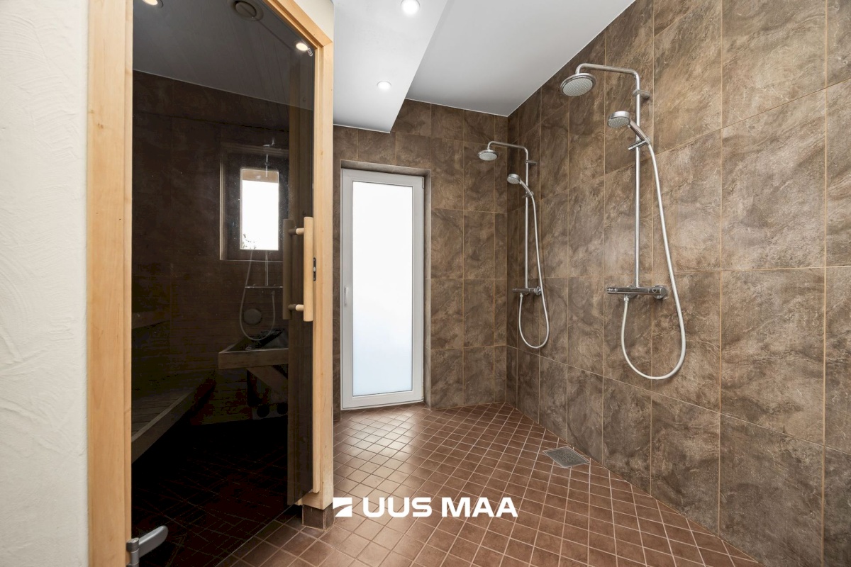 Viimsi vald, Pärnamäe küla, Kesk-Kaare tee 97