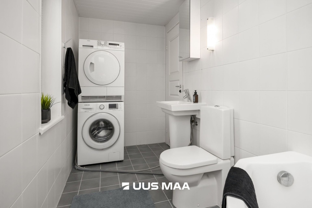 Viimsi vald, Pärnamäe küla, Kesk-Kaare tee 97