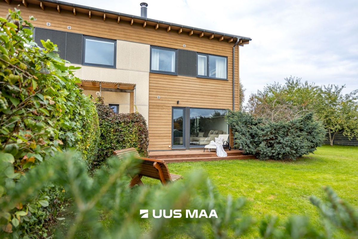 Viimsi vald, Pärnamäe küla, Kesk-Kaare tee 97