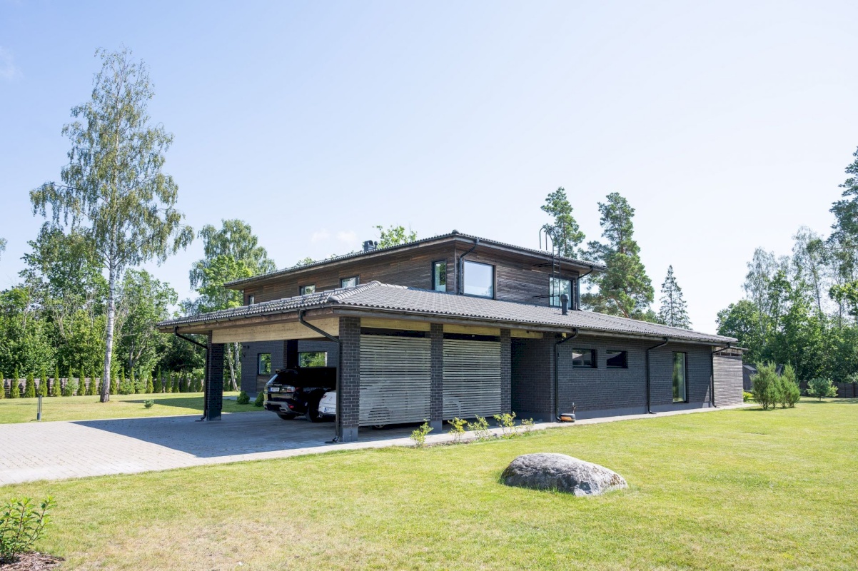 Saaremaa vald, Praakli küla, Eliste tee 9