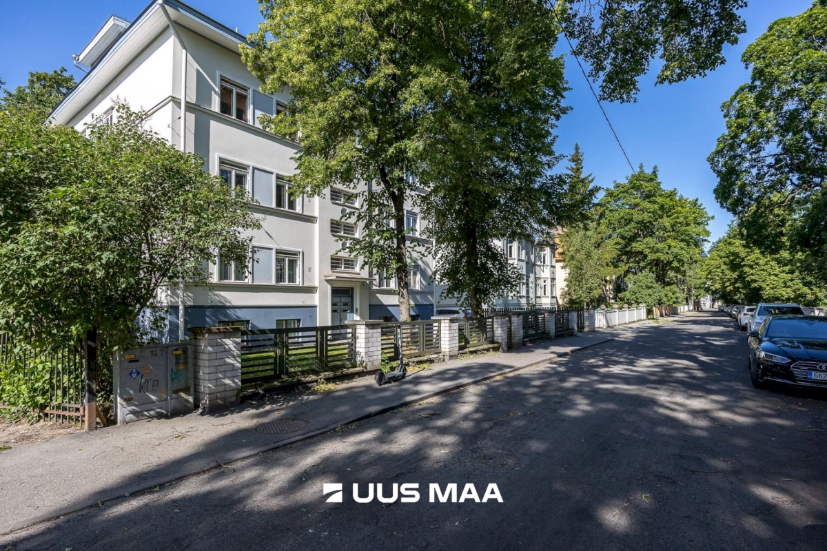 Tallinn, Kesklinna linnaosa, Kadriorg, J. Köleri 30