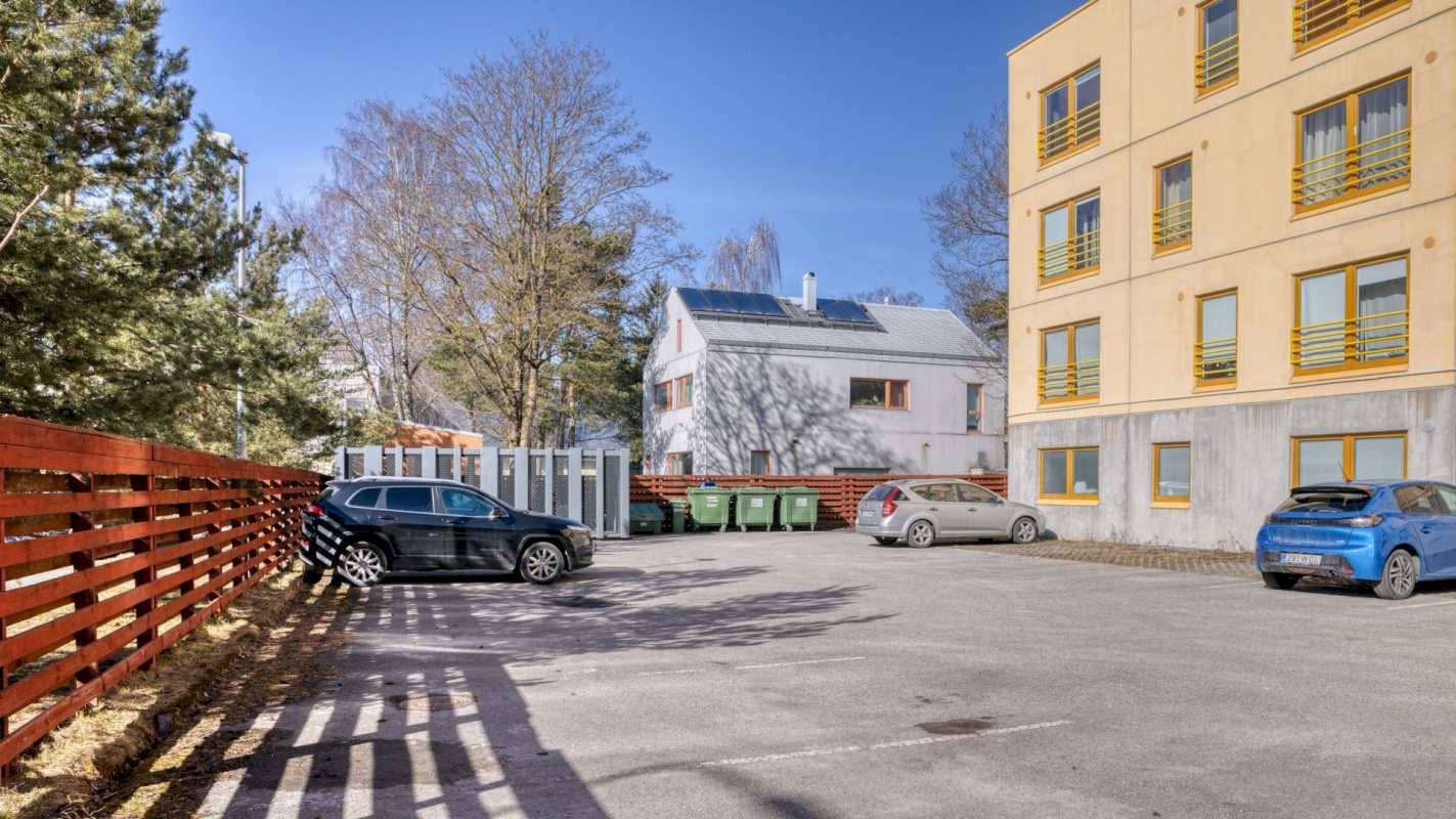 Tallinn, Kristiine linnaosa, Järve, Pihlaka 1a