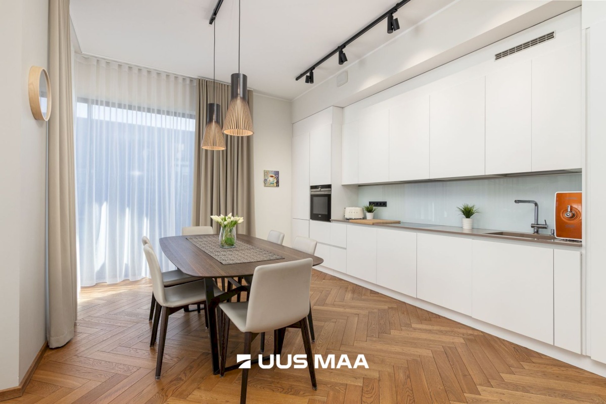 Tallinn, Kesklinna linnaosa, Rotermanni 18/1