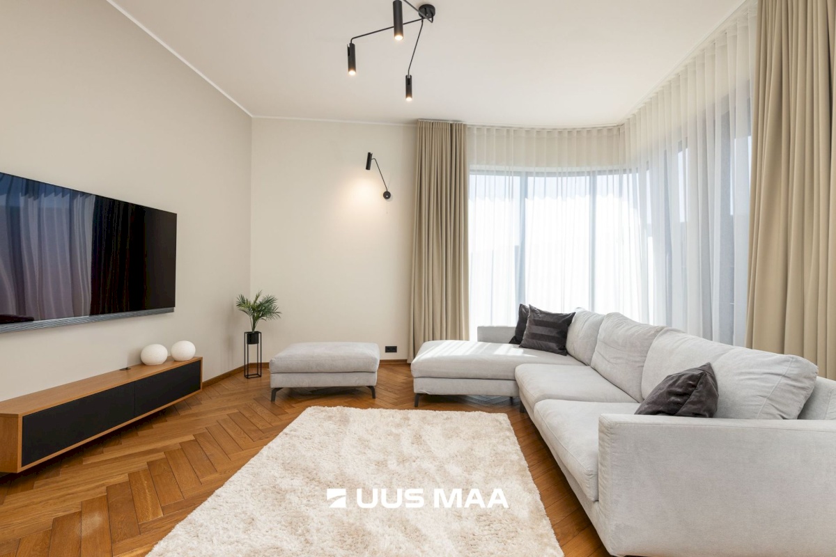 Tallinn, Kesklinna linnaosa, Rotermanni 18/1