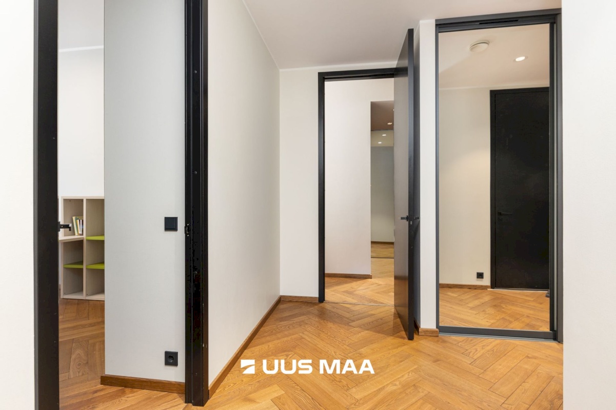 Tallinn, Kesklinna linnaosa, Rotermanni 18/1