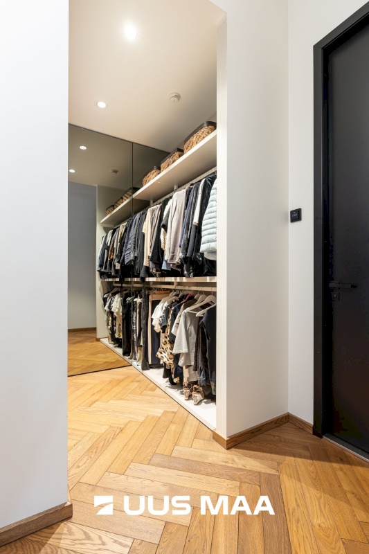 Tallinn, Kesklinna linnaosa, Rotermanni 18/1