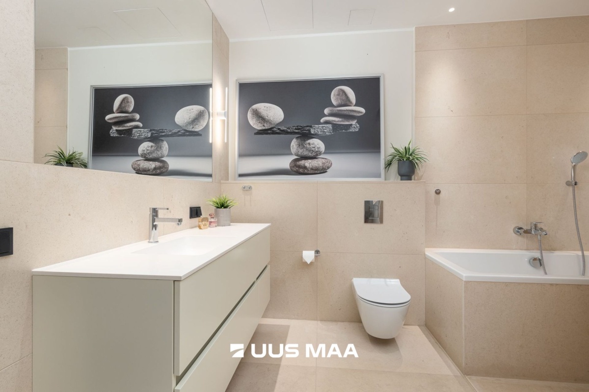 Tallinn, Kesklinna linnaosa, Rotermanni 18/1