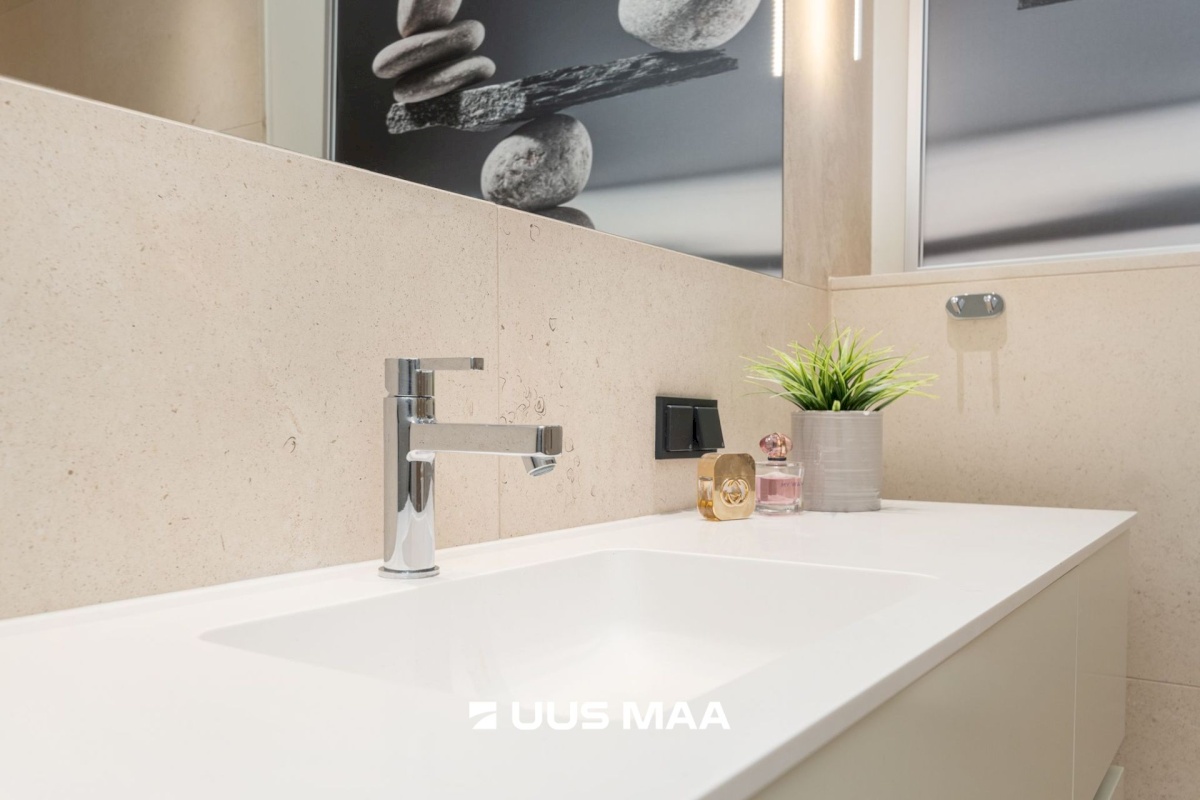 Tallinn, Kesklinna linnaosa, Rotermanni 18/1