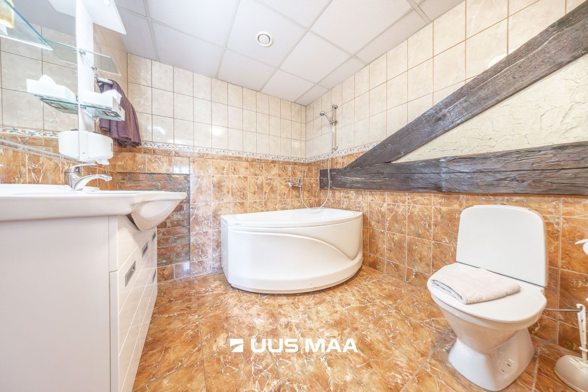 Tartu linn, Tartu linn, Kesklinn, Aleksandri 42