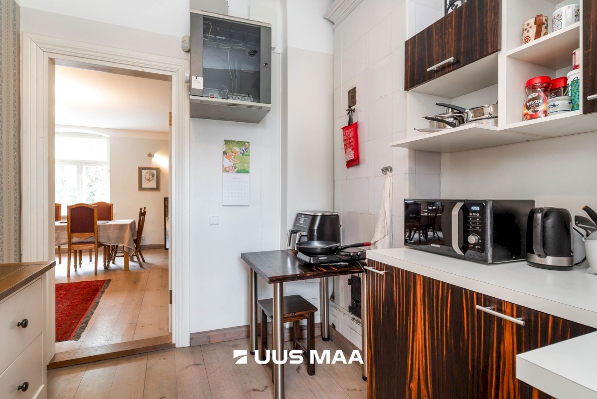 Viljandi linn, Kesklinn, Tallinna tn 6