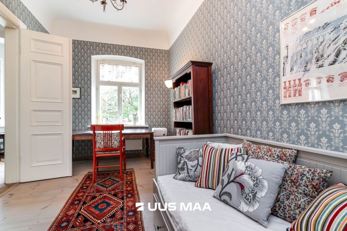 Viljandi linn, Kesklinn, Tallinna tn 6