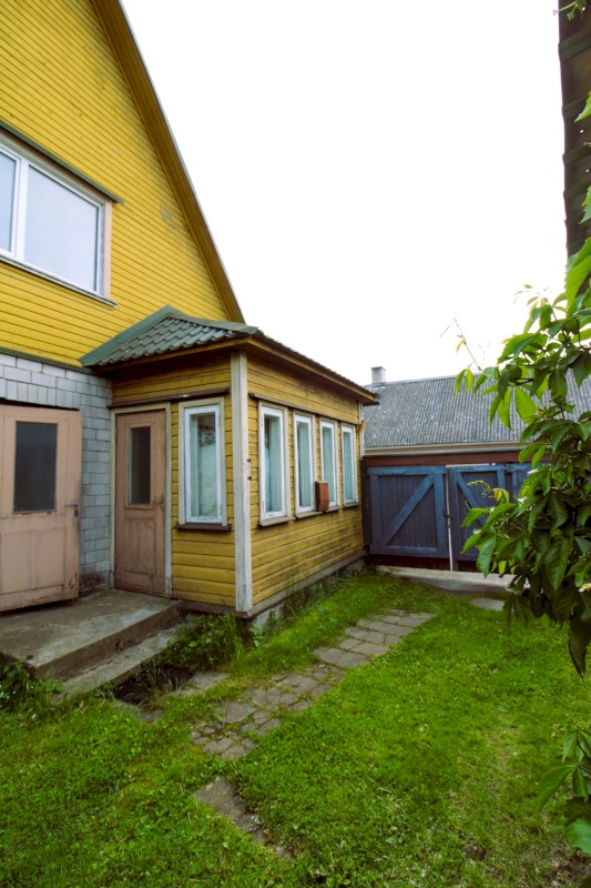 Pärnu linn, Pärnu linn, Kesklinn, Laatsareti 6