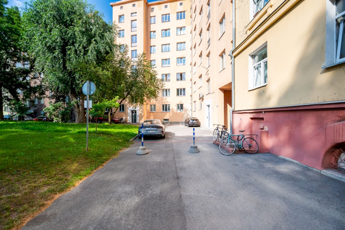 Tallinn, Kesklinna linnaosa, Narva mnt 14