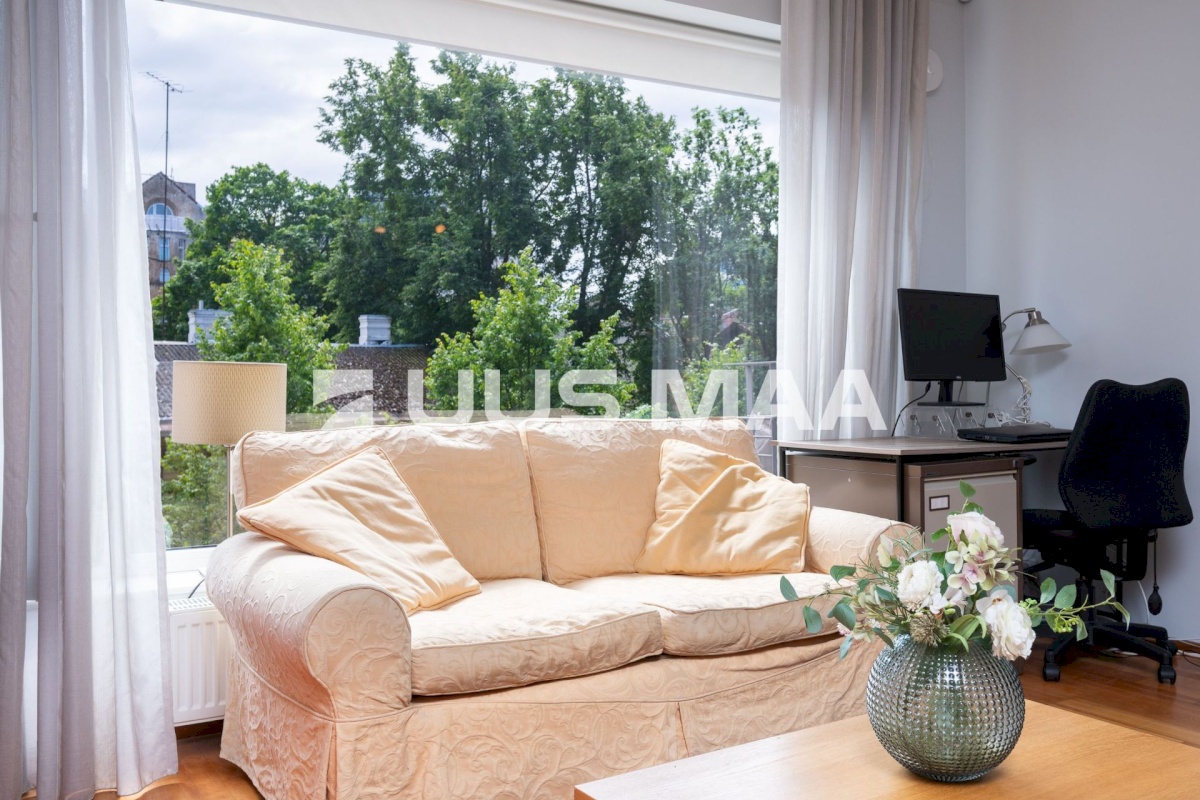 Tallinn, Kesklinna linnaosa, Südalinn, Rävala pst 19