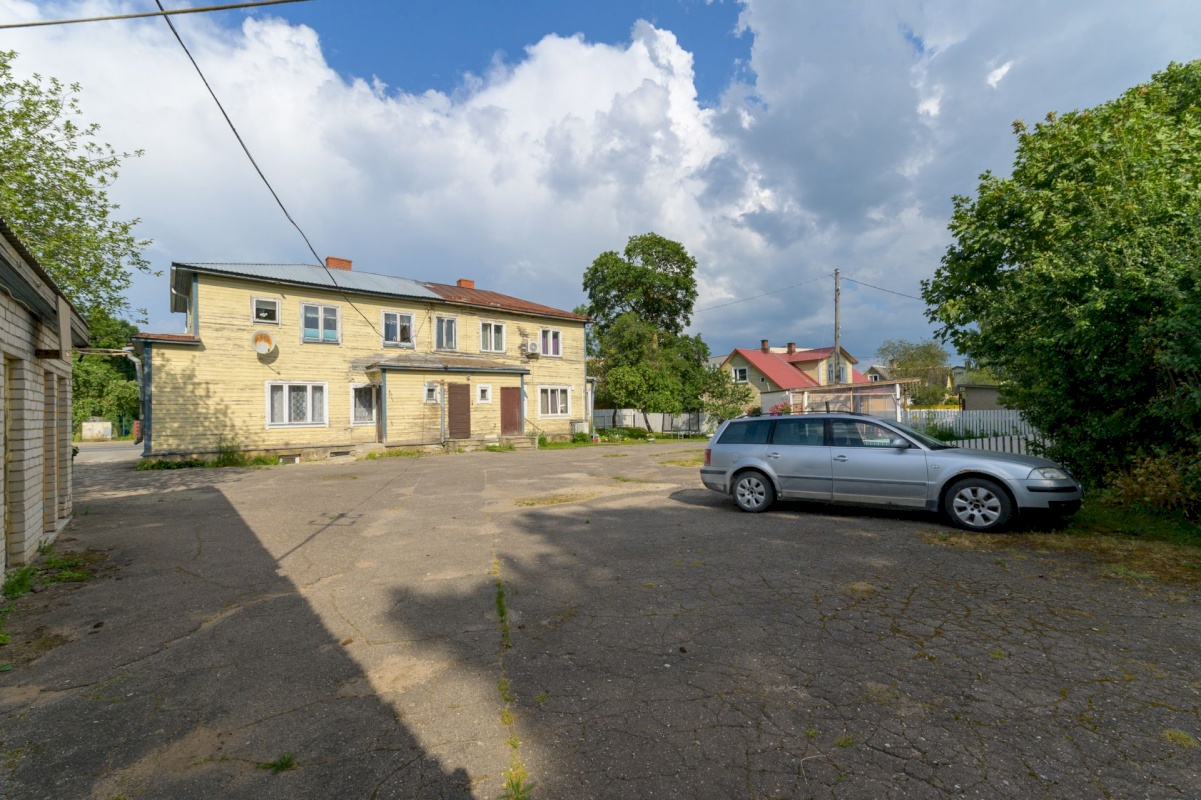 Rakvere linn, Rägavere tee 6