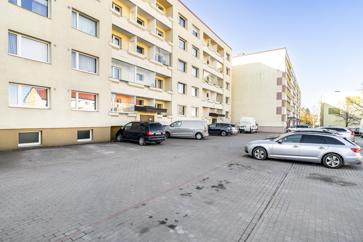 Saue vald, Laagri alevik, Redise 10