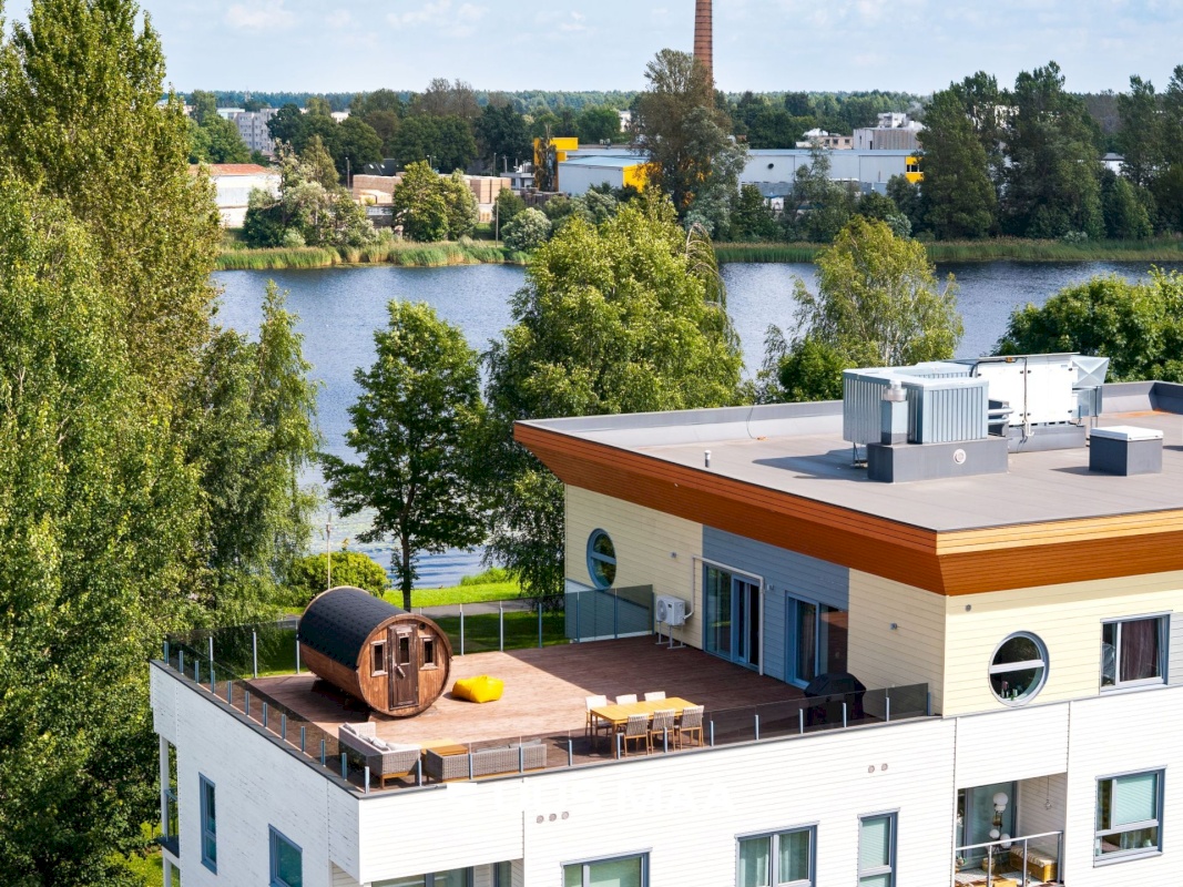 Pärnu linn, Pärnu linn, Kesklinn, Vesiroosi 1