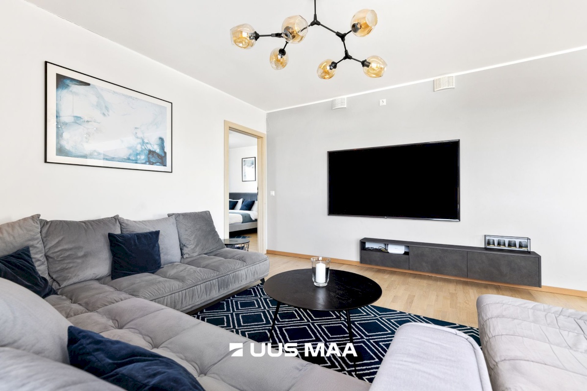 Pärnu linn, Pärnu linn, Kesklinn, Vesiroosi 1