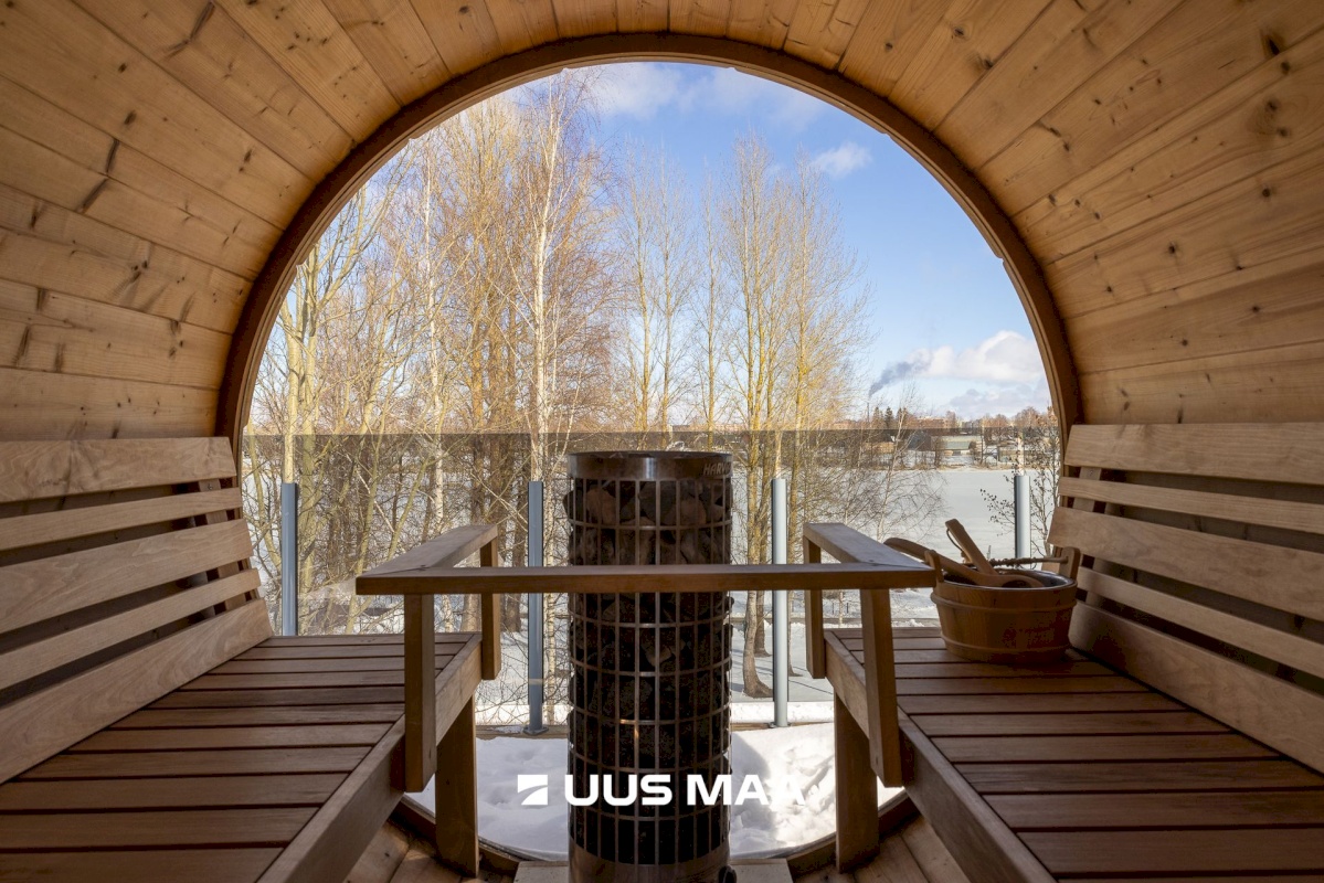 Pärnu linn, Pärnu linn, Kesklinn, Vesiroosi 1