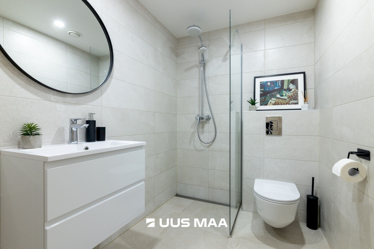 Pärnu linn, Pärnu linn, Kesklinn, Vesiroosi 1