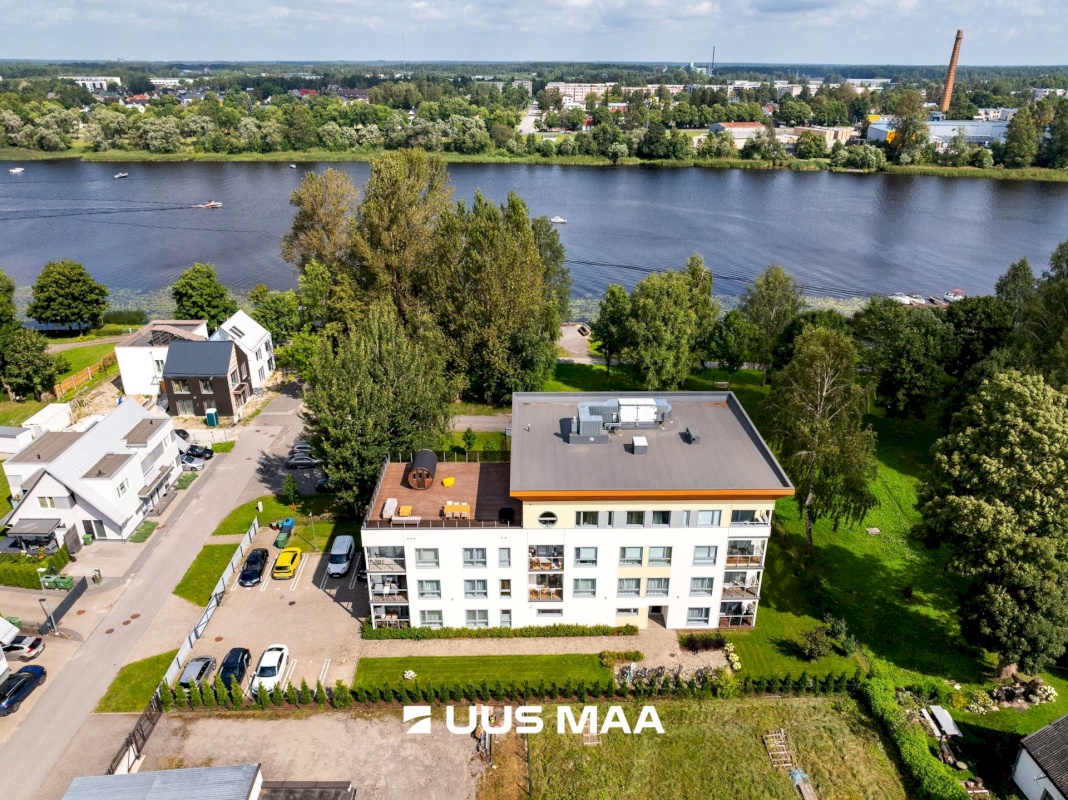 Pärnu linn, Pärnu linn, Kesklinn, Vesiroosi 1