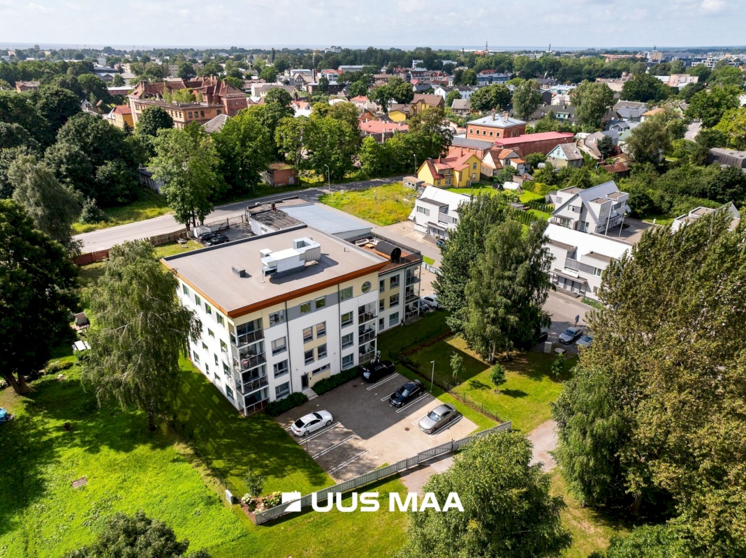 Pärnu linn, Pärnu linn, Kesklinn, Vesiroosi 1